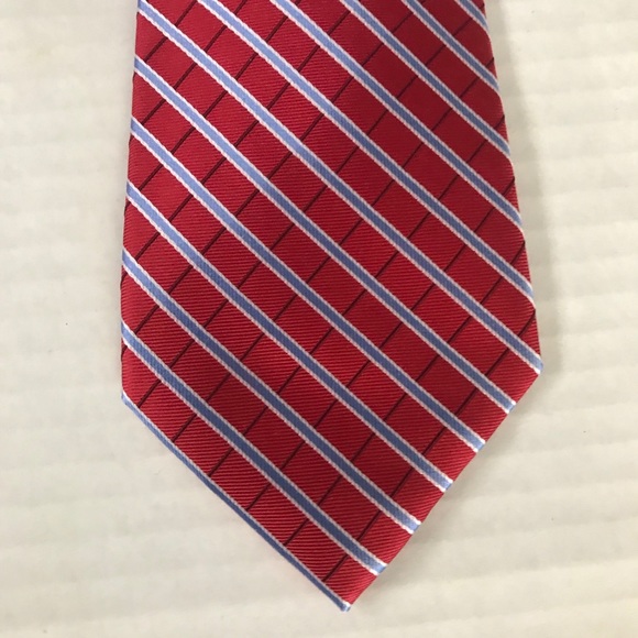 Silk Tie Stain Resistant Red Light Blue Striped Brand New Saddlebred - Picture 6 of 9